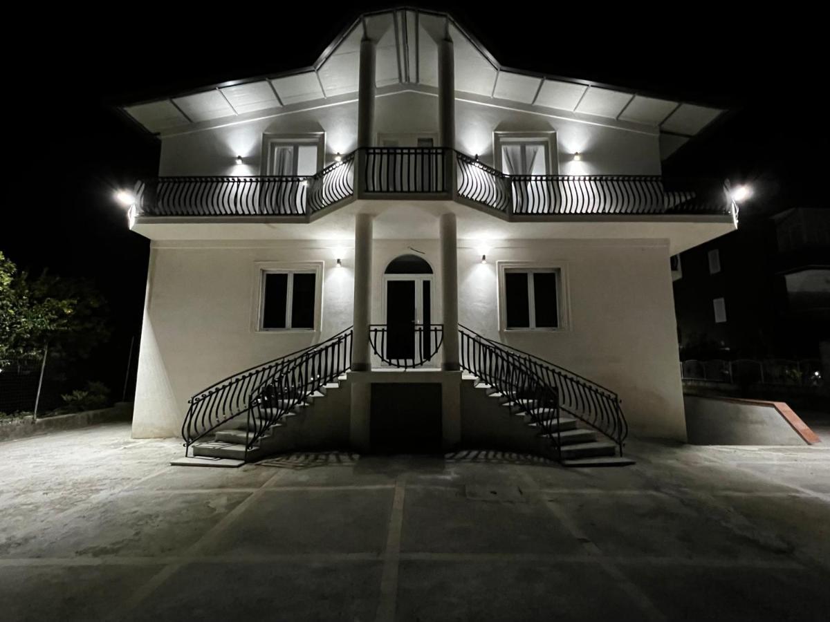 Habitat Luxury Suites Bellona Exterior photo
