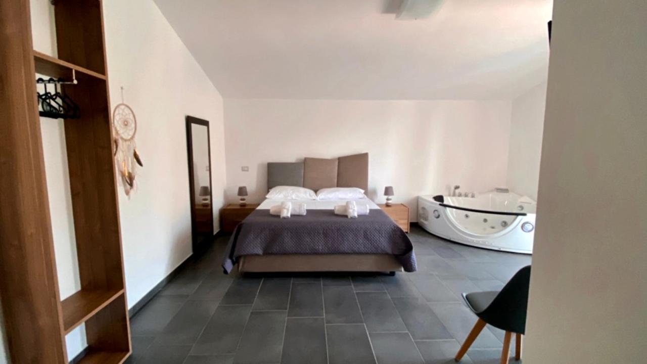 Habitat Luxury Suites Bellona Exterior photo
